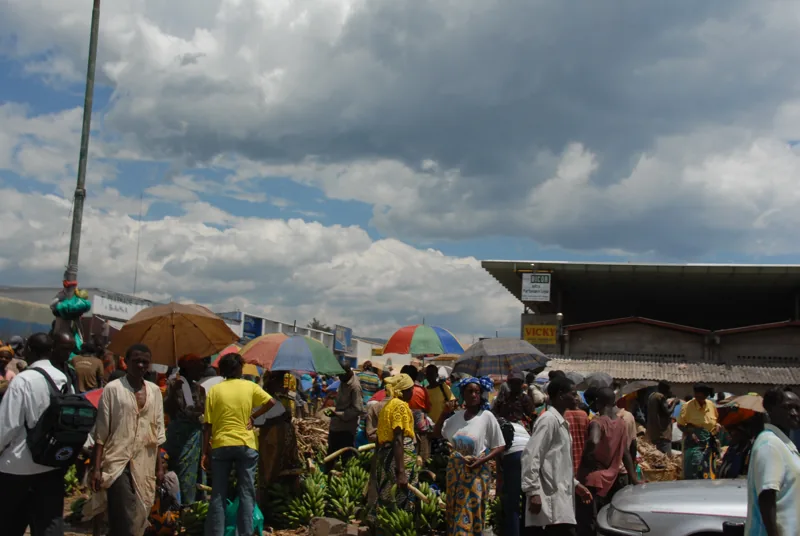 People at a market in Bujumbura, Burundi